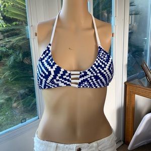 💜MINIMUM 5 ITEMS BUNDLED TO PURCHASE 💜